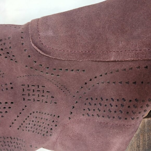 Nordstrom Rack- Vince Camuto Catheryna Leather Pointed Toe Ankle Bootie sz 7 - Picture 10 of 11